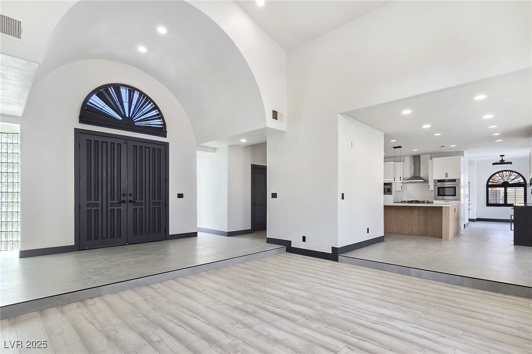 8112 Golfers Oasis Drive