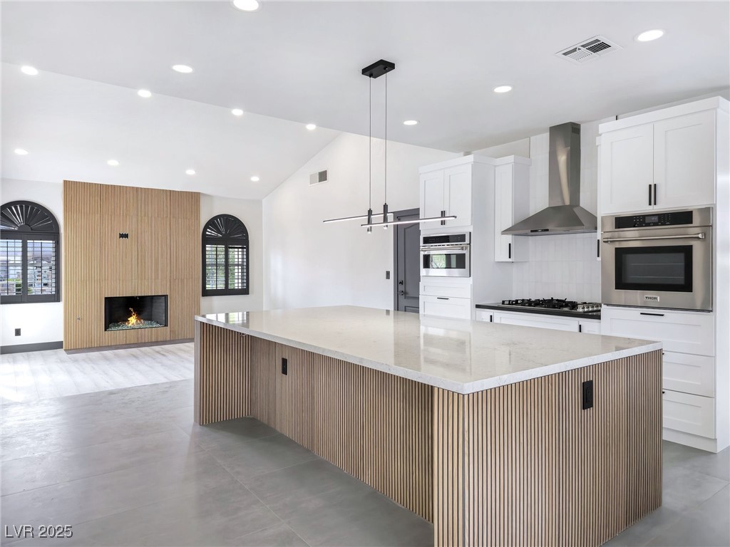 8112 Golfers Oasis Drive