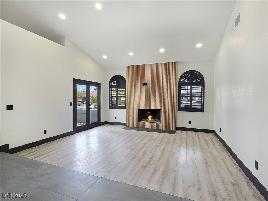8112 Golfers Oasis Drive