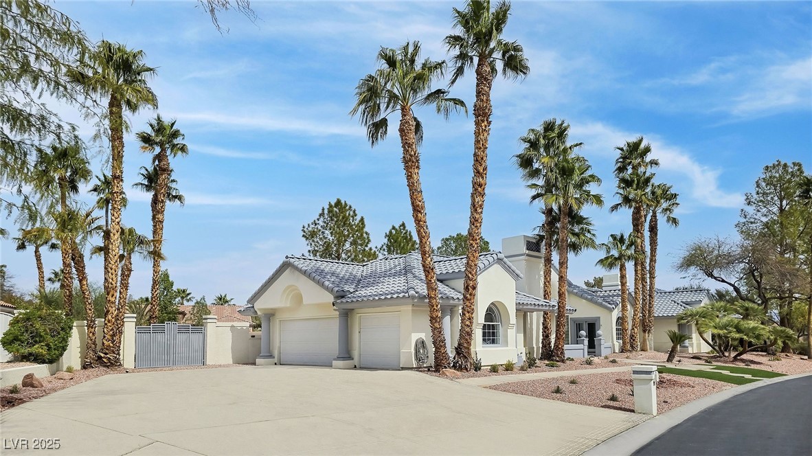 8112 Golfers Oasis Drive