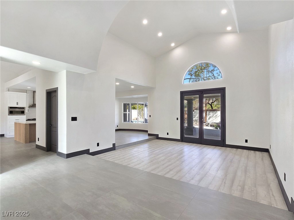 8112 Golfers Oasis Drive