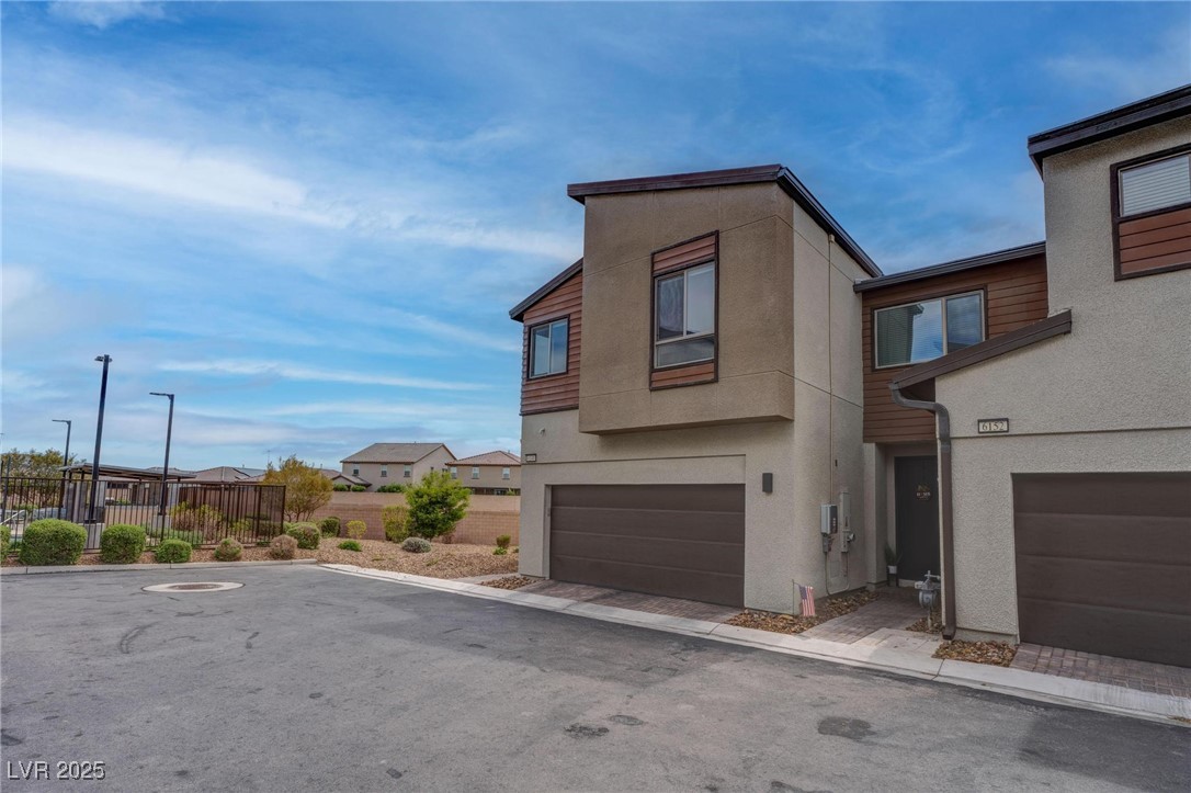 6148 Juniper Grove Street