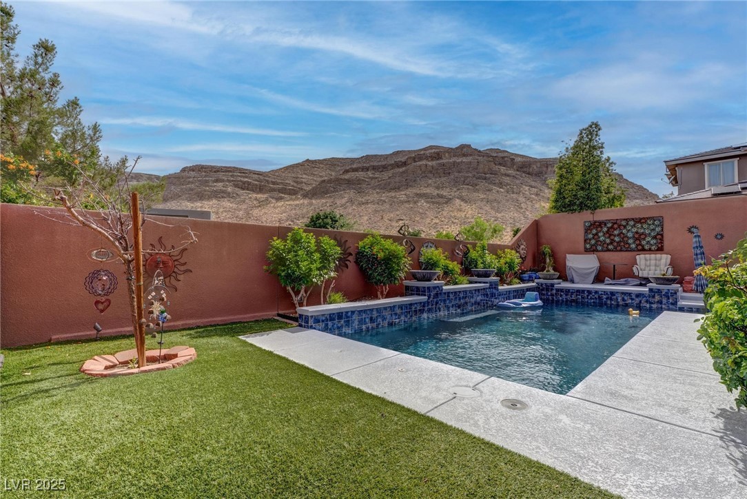 10597 Cloud Whisper Drive