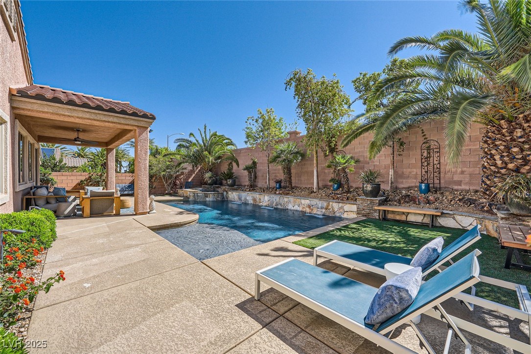 280 Goldstar Street