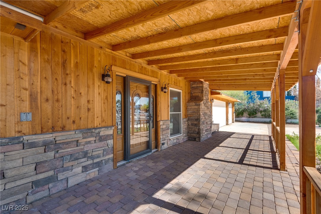 7950 Red Barn Drive