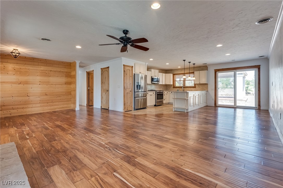 7950 Red Barn Drive