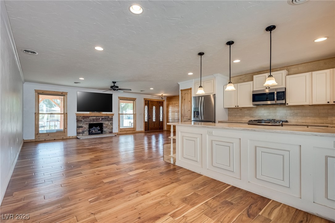 7950 Red Barn Drive