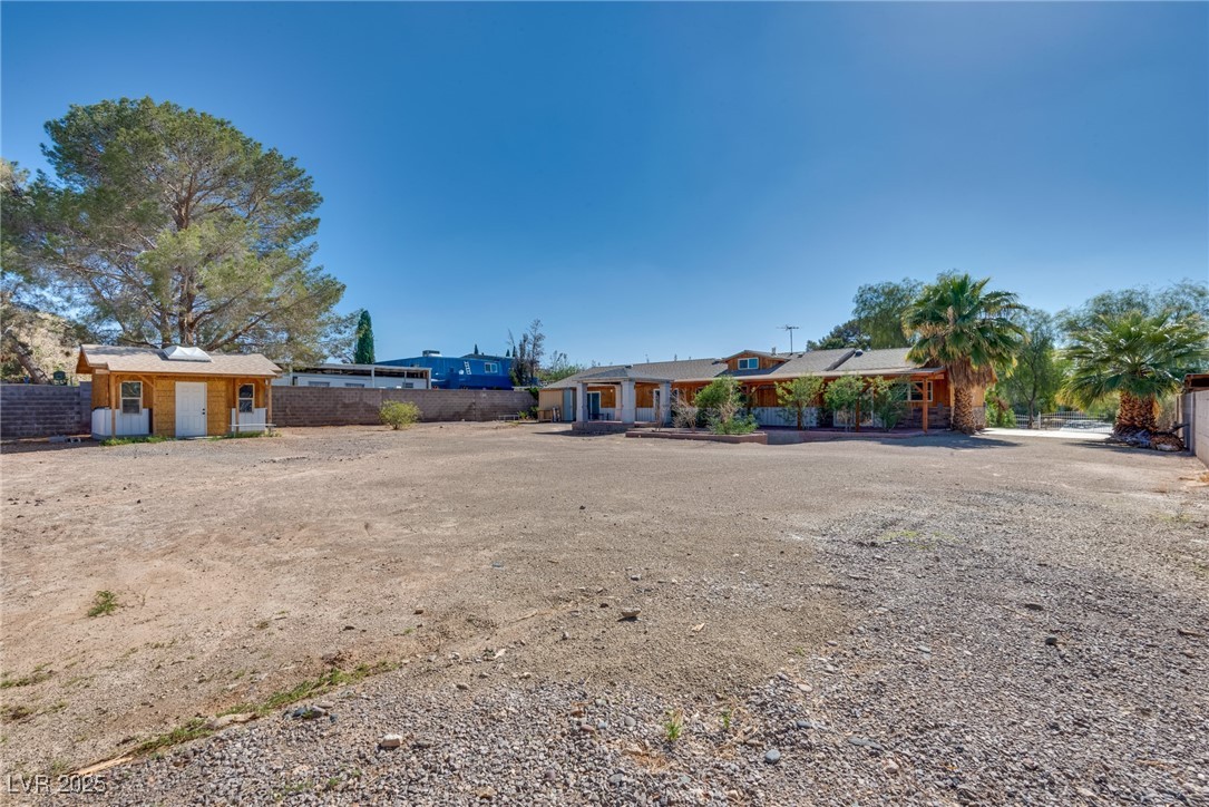 7950 Red Barn Drive