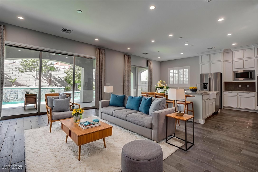 11952 Girasole Avenue