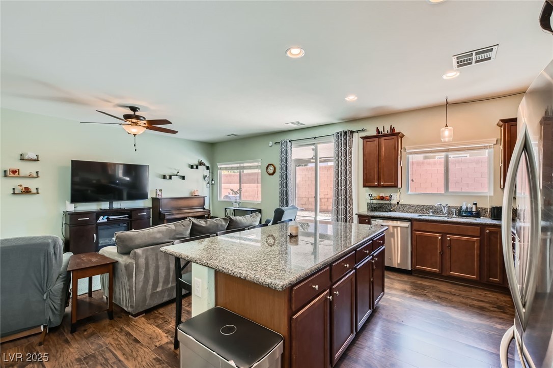 8295 Nebula Cloud Avenue