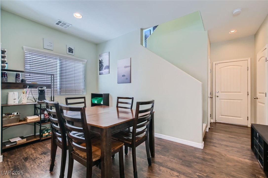 8295 Nebula Cloud Avenue