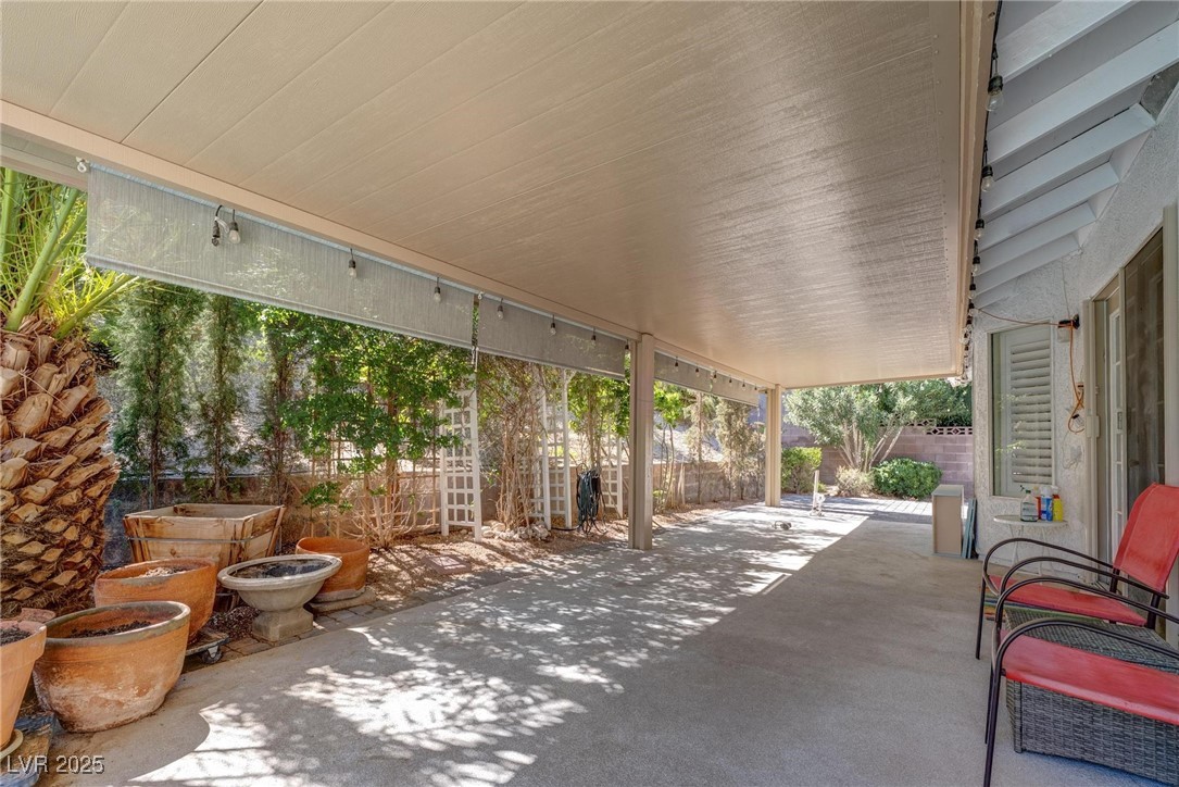 1516 Frandosa Lane