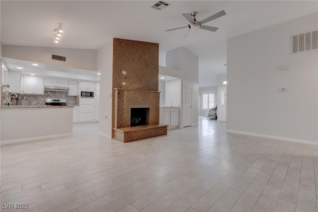 1516 Frandosa Lane