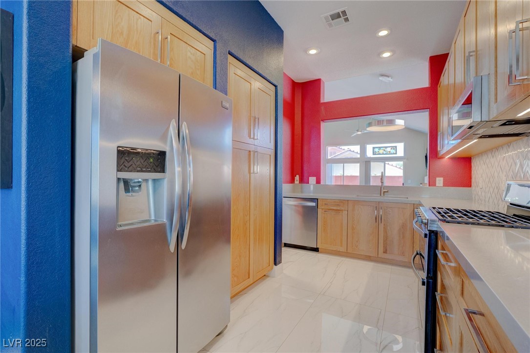 1910 Coyote Pass Way