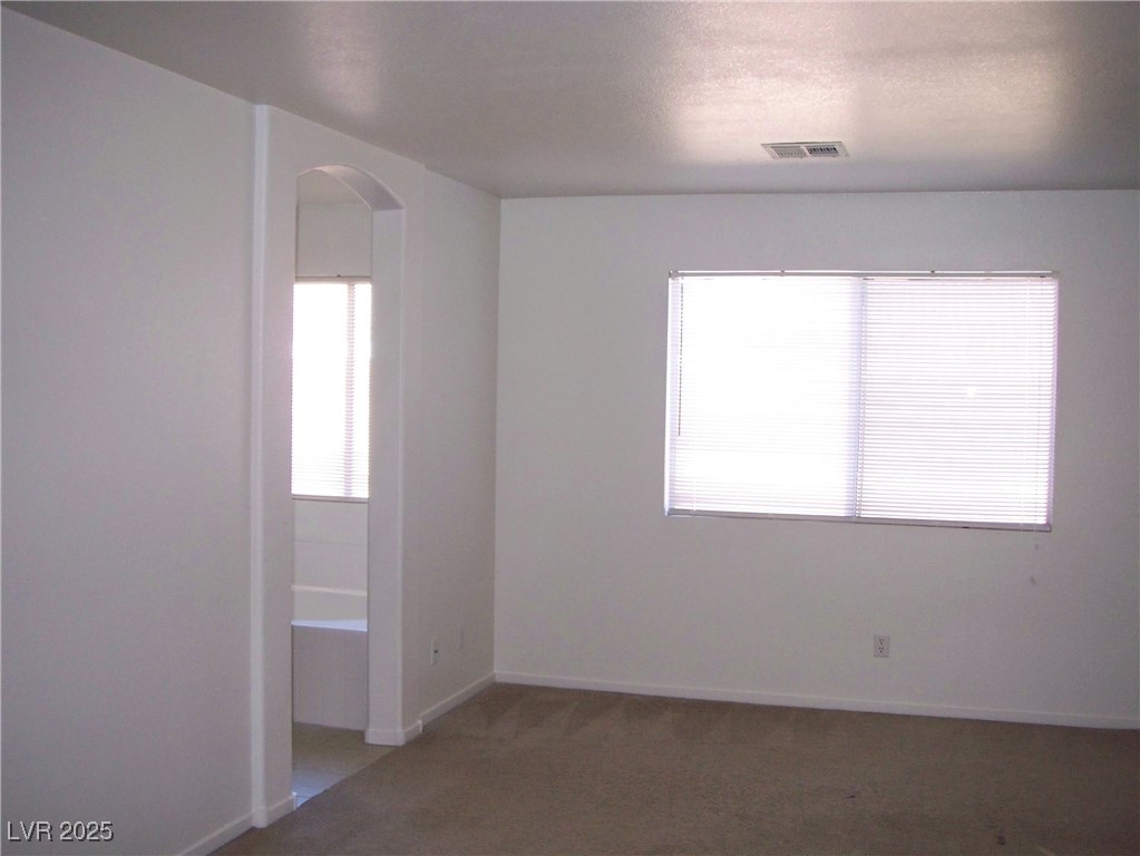 7932 ODYSSEUS Avenue -