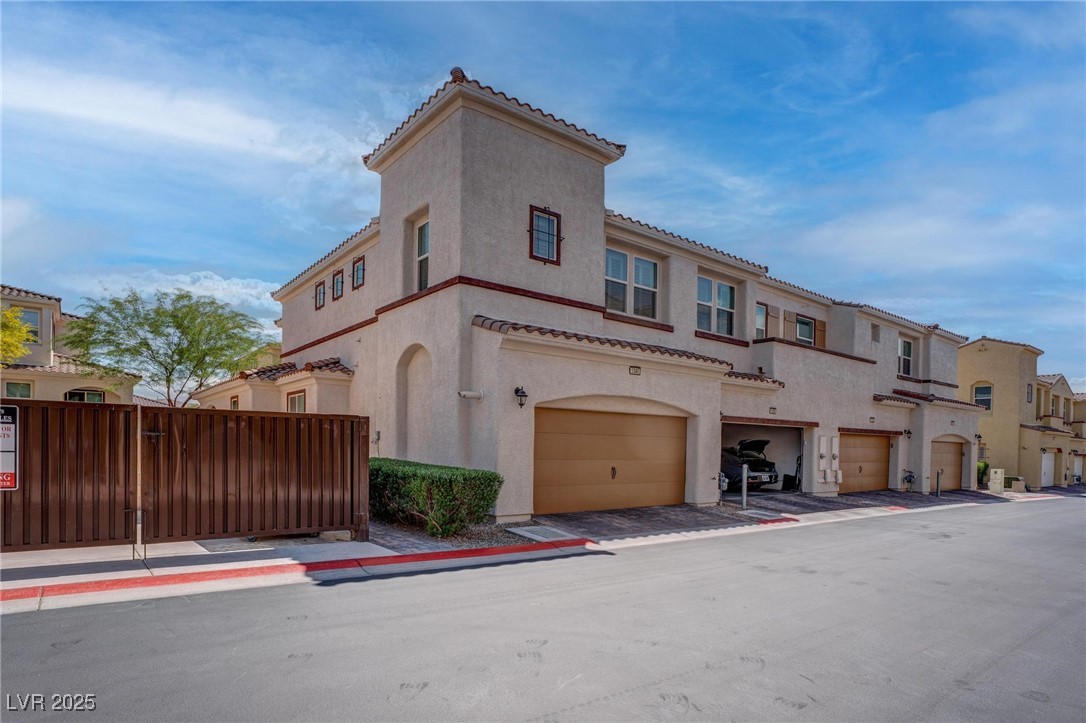 1040 Via Panfilo Avenue