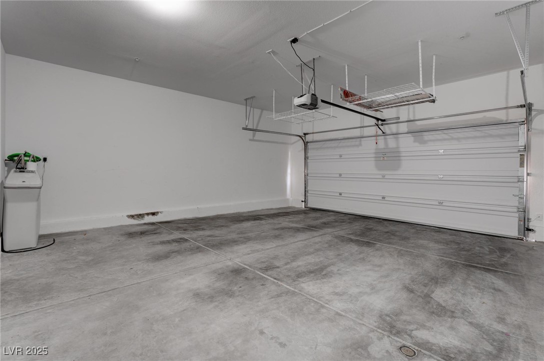 1040 Via Panfilo Avenue