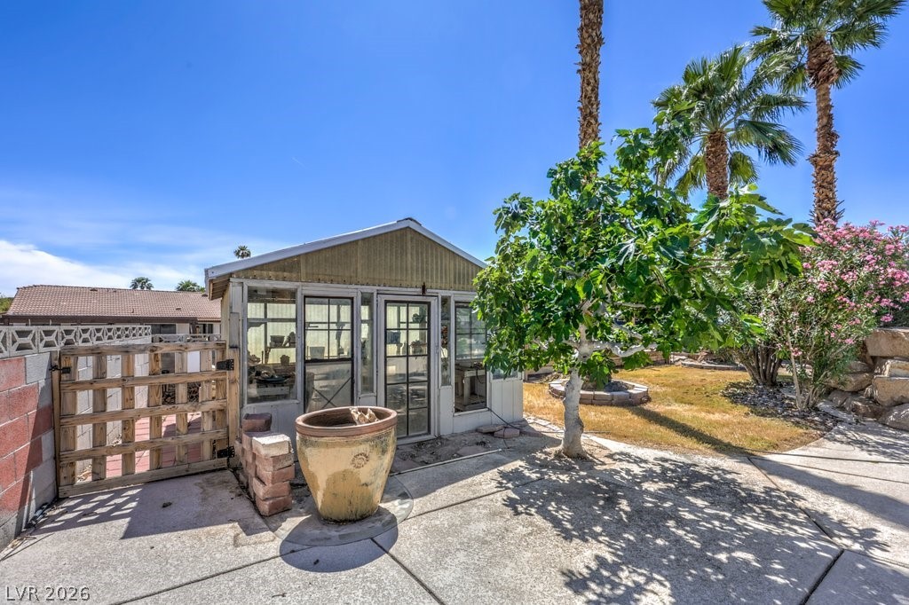5809 Paseo Del Mar