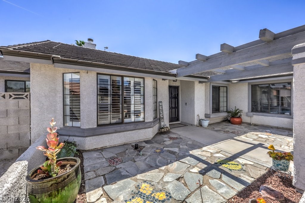 5809 Paseo Del Mar