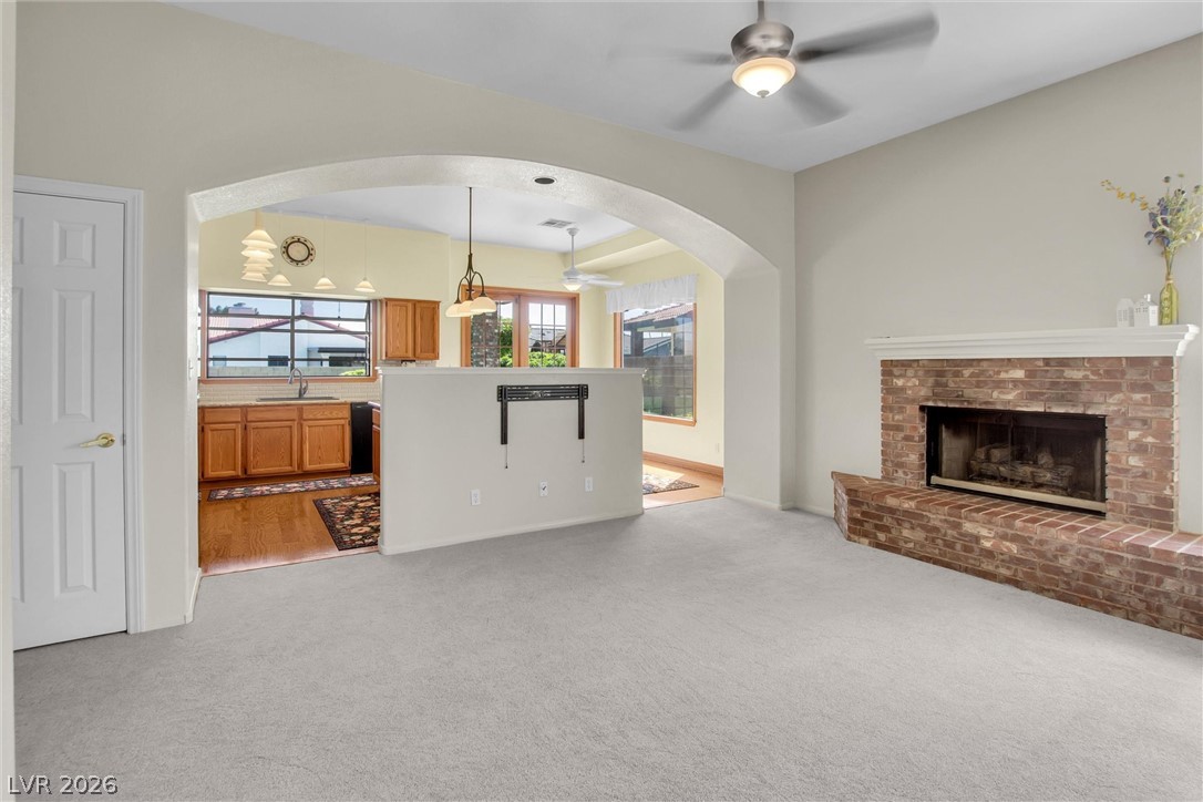 7443 Alice Springs Circle