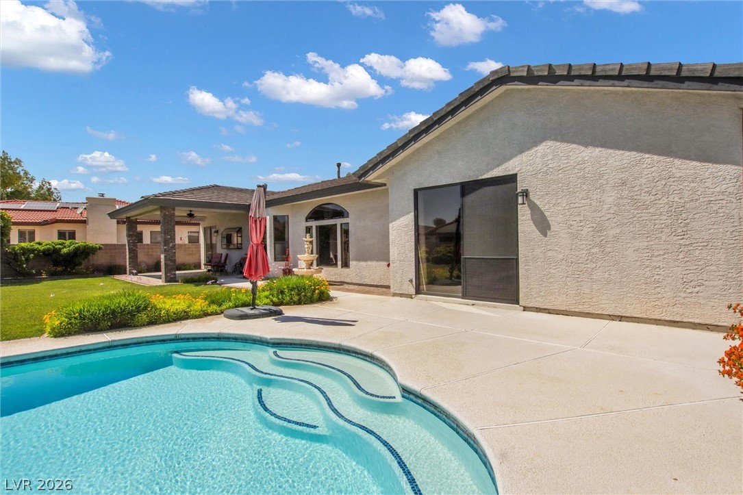 7443 Alice Springs Circle