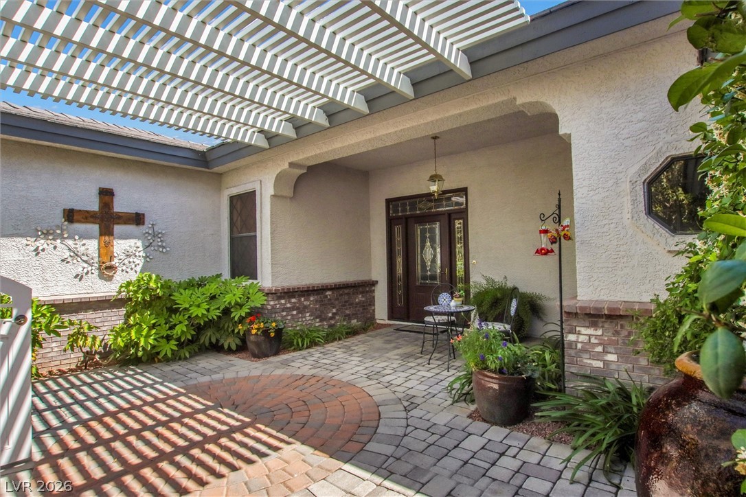 7443 Alice Springs Circle