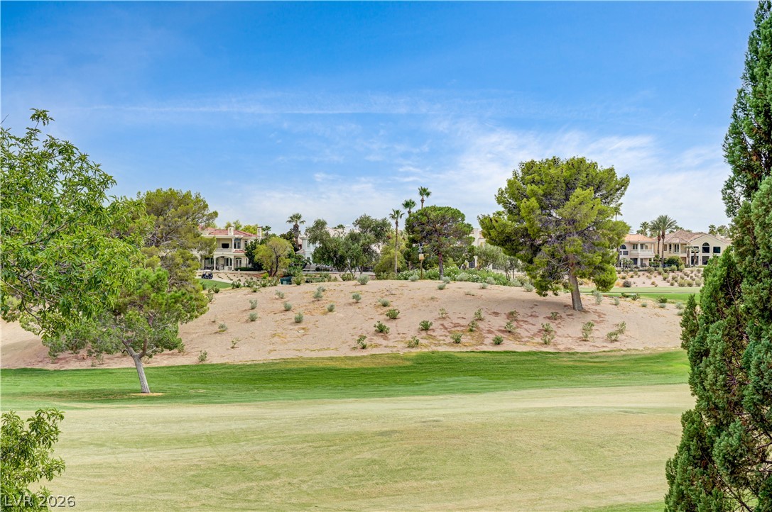 8901 Robinson Ridge Drive