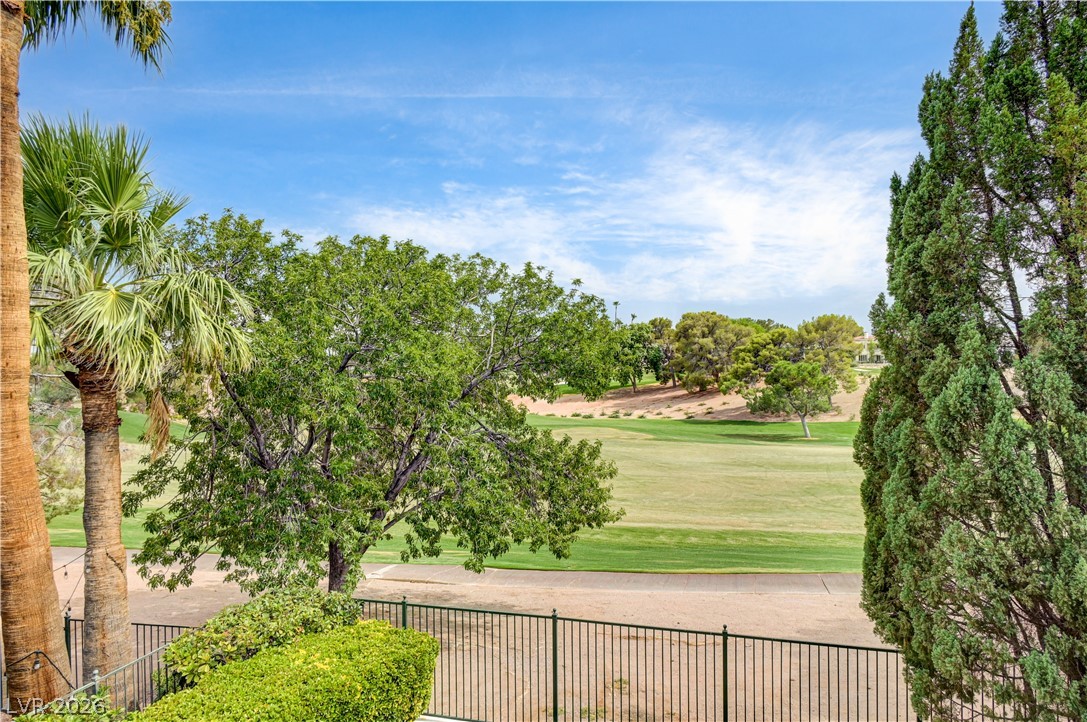 8901 Robinson Ridge Drive