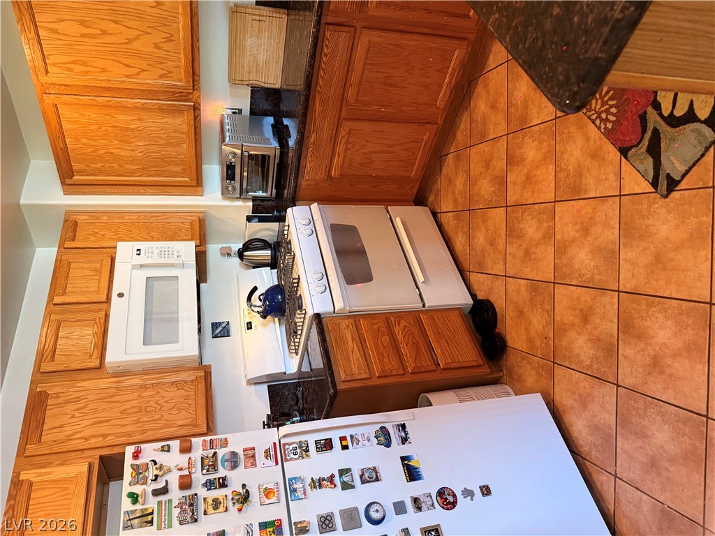 830 Cozette Court 206