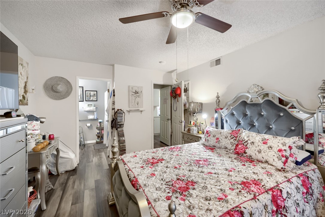 3956 Green Leaf Drive
