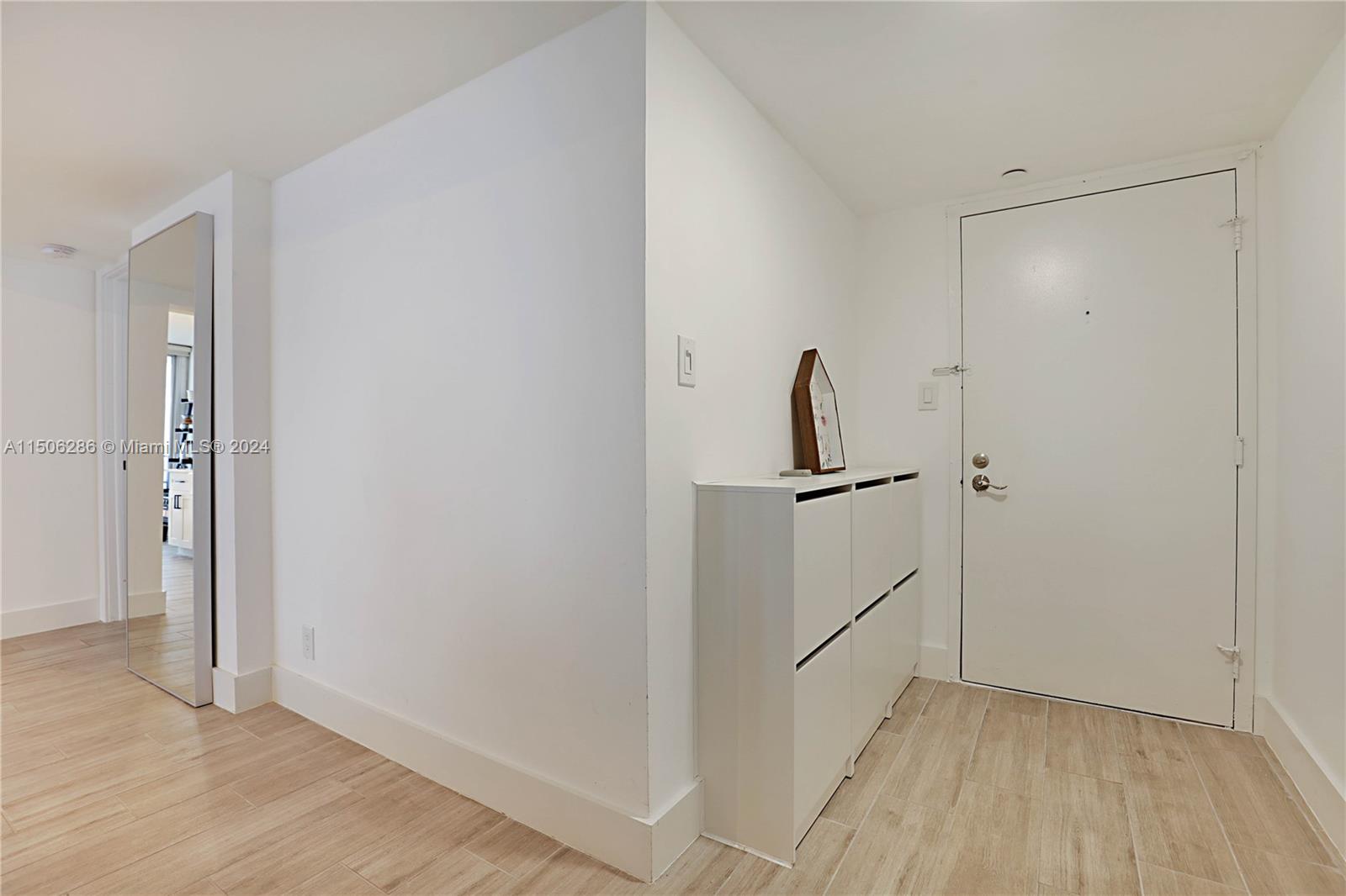 525 N Ocean Blvd Unit: 1125