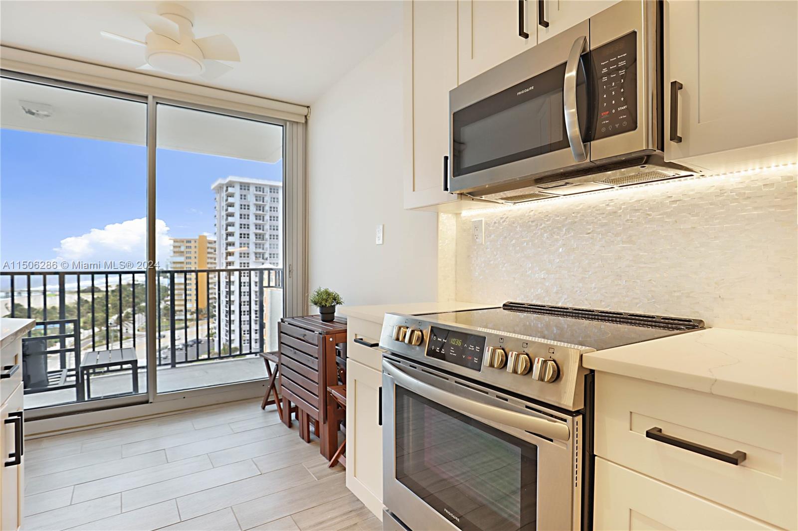 525 N Ocean Blvd Unit: 1125