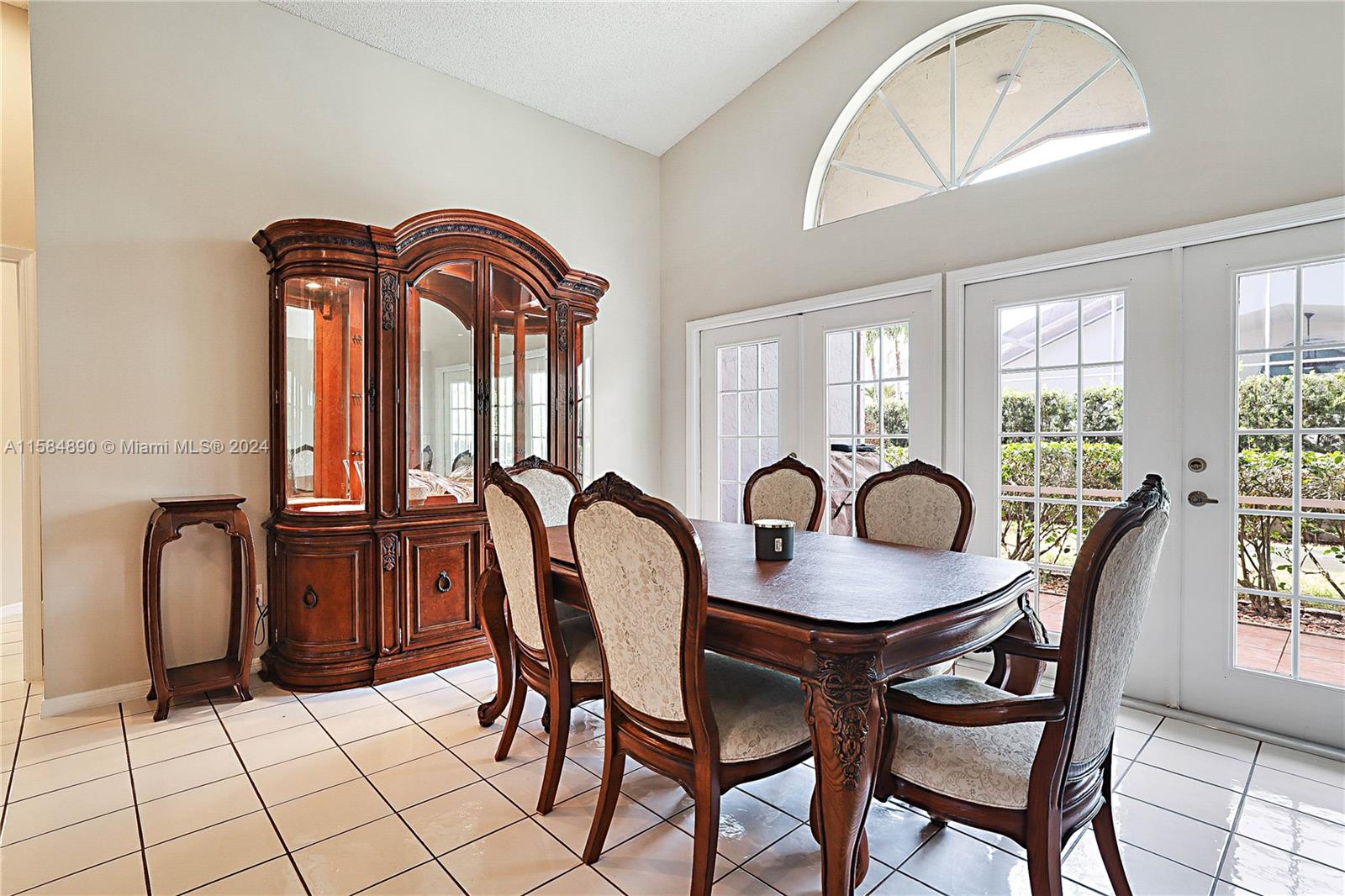 5745 Aspen Ridge Ct