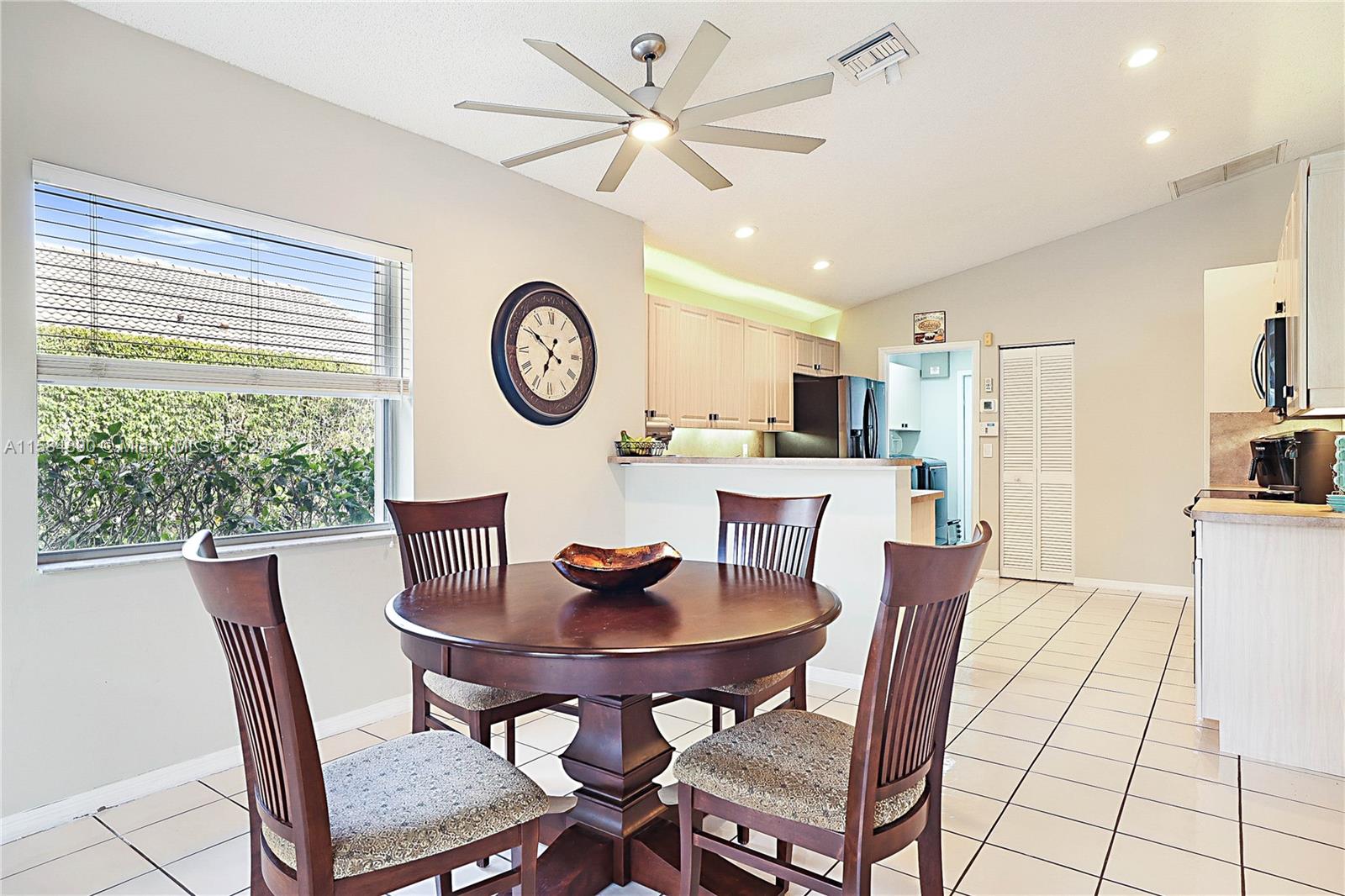5745 Aspen Ridge Ct