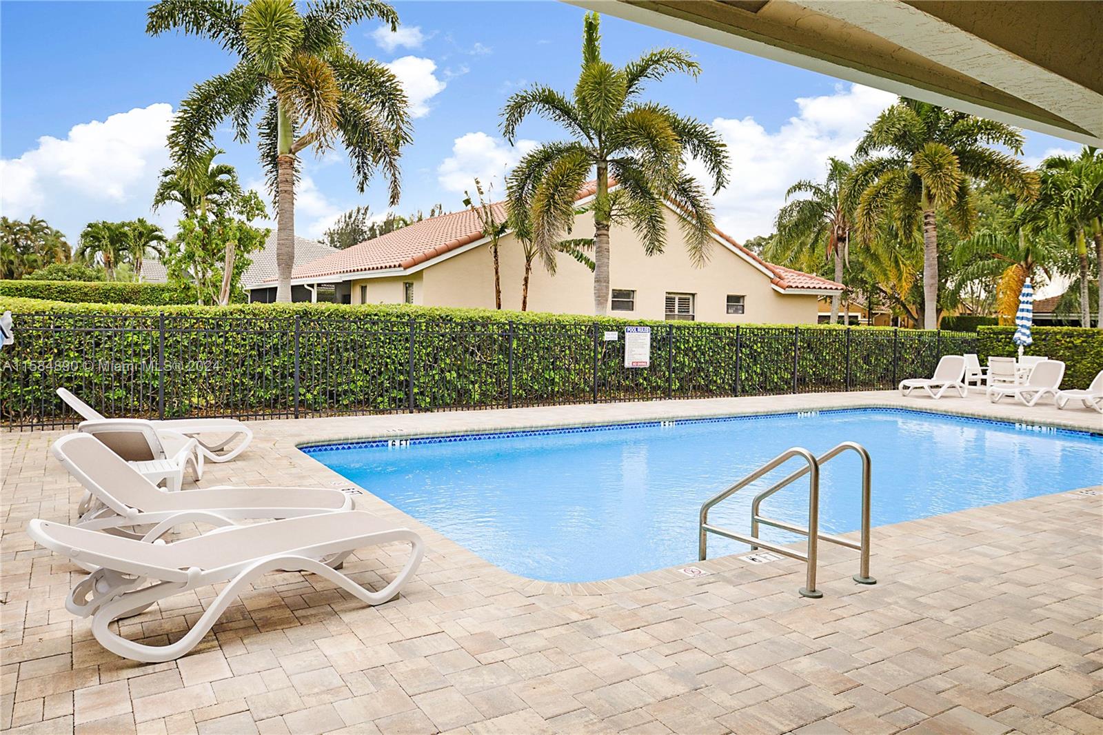 5745 Aspen Ridge Ct