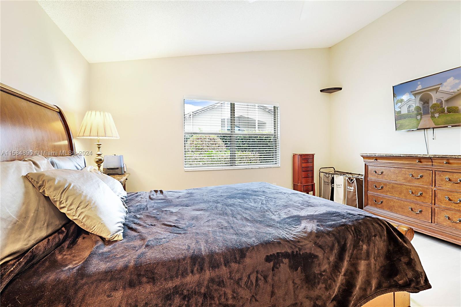 5745 Aspen Ridge Ct