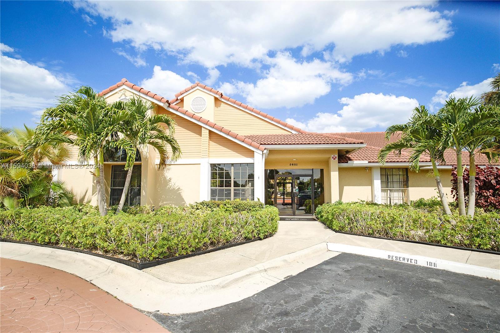5741 Riverside Dr Unit: 202A5
