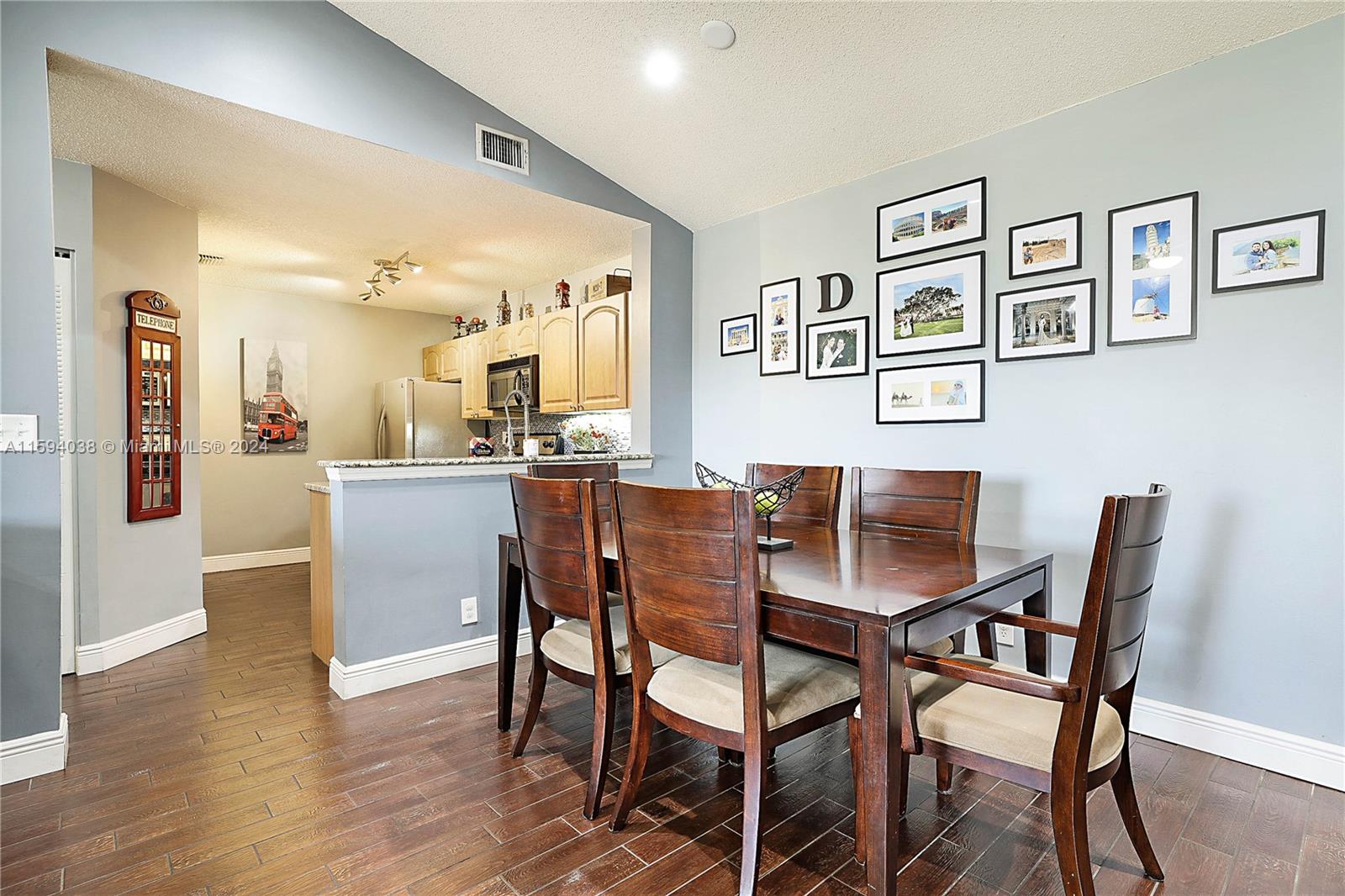5741 Riverside Dr Unit: 202A5