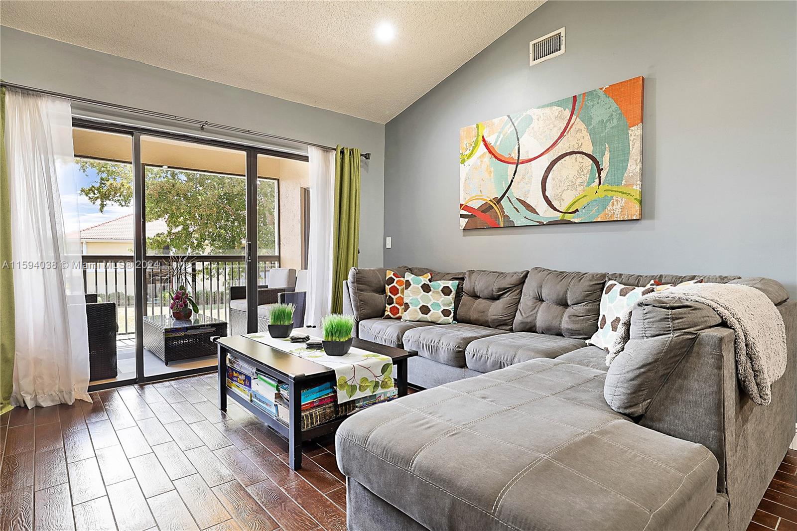 5741 Riverside Dr Unit: 202A5
