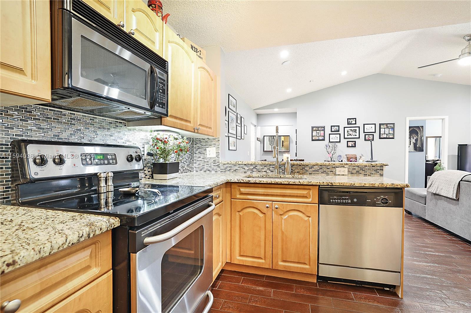 5741 Riverside Dr Unit: 202A5