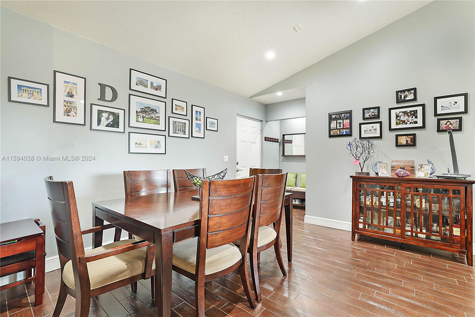 5741 Riverside Dr Unit: 202A5