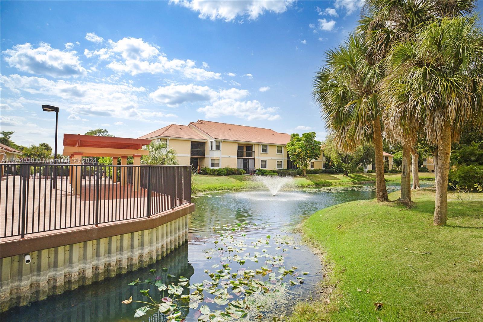5741 Riverside Dr Unit: 202A5