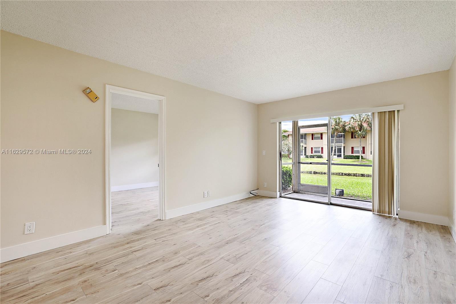 3648 N University Dr # 3 Unit: B-3