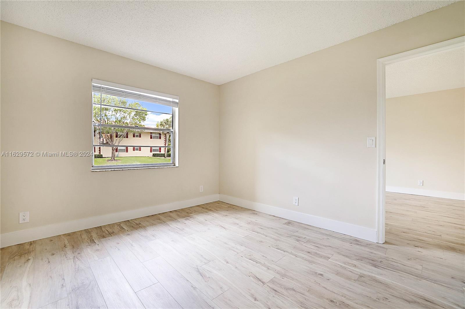 3648 N University Dr # 3 Unit: B-3