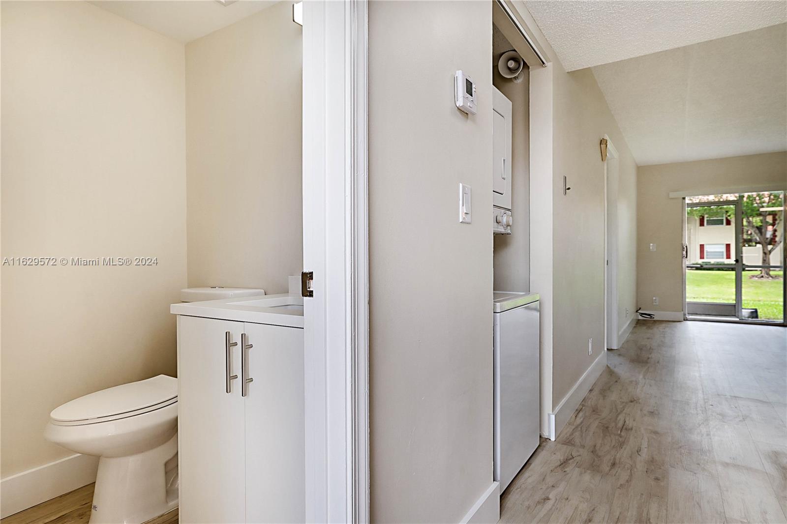 3648 N University Dr # 3 Unit: B-3