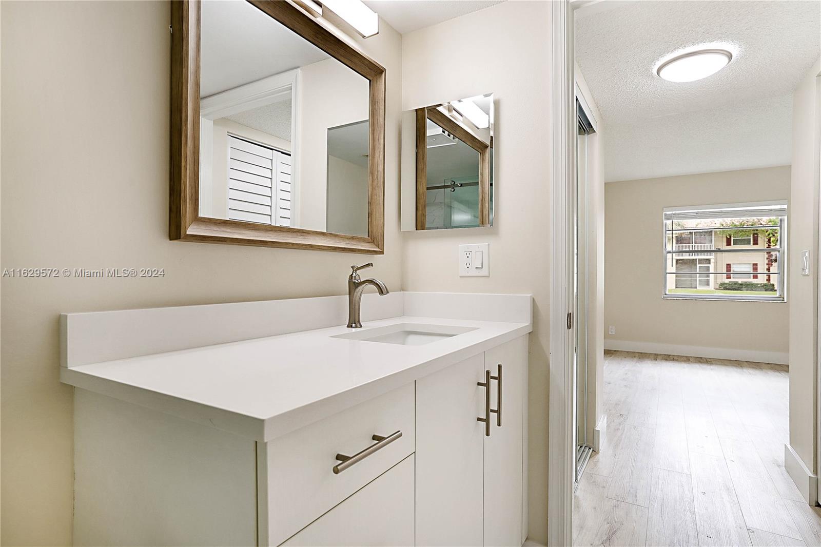 3648 N University Dr # 3 Unit: B-3
