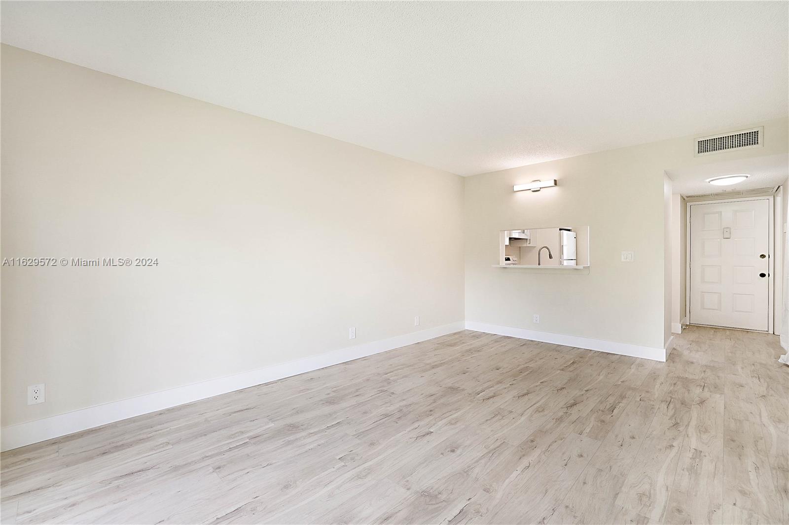 3648 N University Dr # 3 Unit: B-3