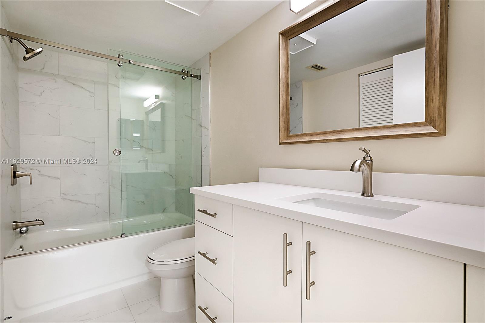 3648 N University Dr # 3 Unit: B-3