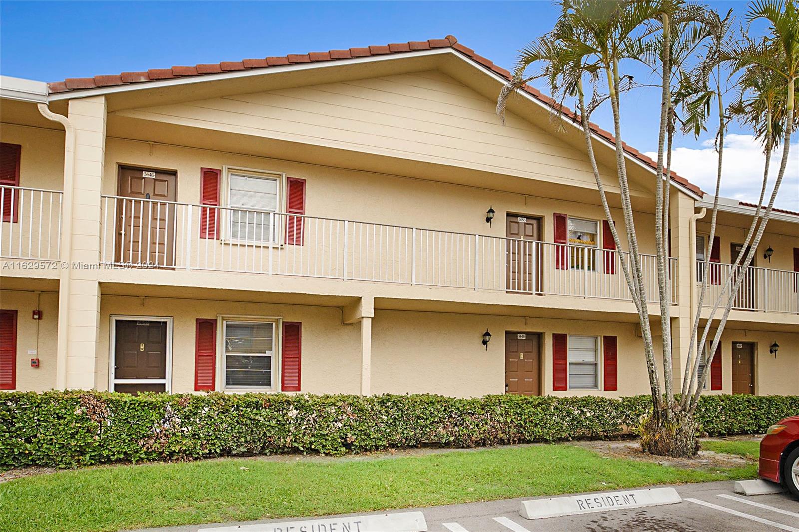 3648 N University Dr # 3 Unit: B-3