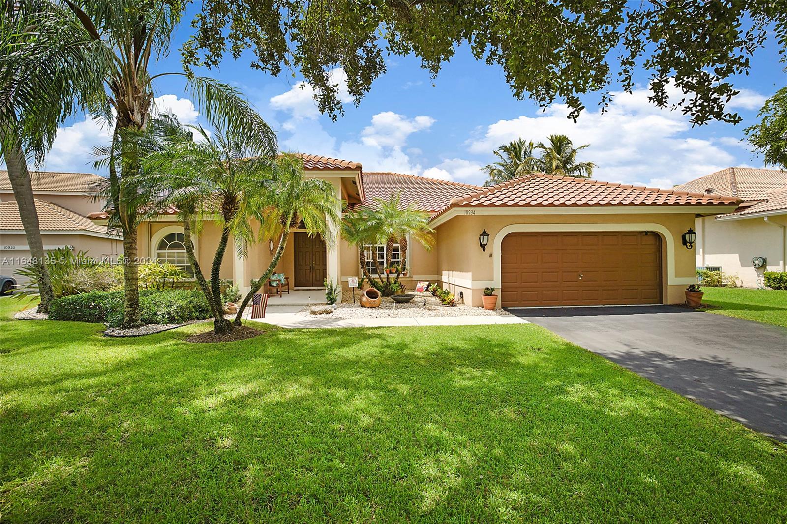 10934 NW 49th Dr